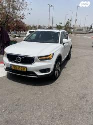 וולוו XC40 T3 Momentum Leather אוט' 1.5 (163 כ''ס) בנזין 2020 למכירה באלעד