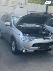 מיצובישי אאוטלנדר Instyle אוט' 7 מק' 2.0 (150 כ"ס) בנזין 2014 למכיר