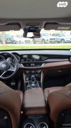 אלפא רומיאו סטלויו 4X4 Milano אוט' 2.0 (200 כ''ס) בנזין 2018 למכירה 