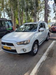 מיצובישי אאוטלנדר 4X4 Comfort אוט' 7 מק' 2.4 (170 כ"ס) [2010-2012] בנזין
