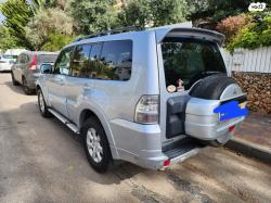 מיצובישי פג'רו ארוך 4X4 Desert אוט' דיזל 7 מק' 3.2 (200 כ"ס) דיזל 201