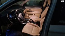 מיצובישי אאוטלנדר Instyle אוט' 5 מק' 2.0 (150 כ"ס) בנזין 2017 למכיר
