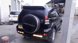 טויוטה לנד קרוזר קצר 4X4 Premium אוט' בנזין 4.0 (250 כ''ס) בנזין 200