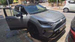 טויוטה RAV4 הייבריד E-motion Sky הייבריד אוט' 2.5 (178 כ''ס) בנזין 201