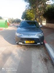 מיצובישי אאוטלנדר 4X4 Limited אוט' 7 דיזל מק' 2.3 (150 כ"ס) דיזל 2015
