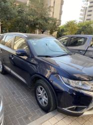 מיצובישי אאוטלנדר PHEV 4X4 Supreme הייבריד אוט' 5 מק' 2.0 (121 כ"ס) ה