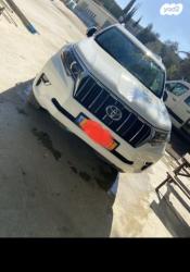 טויוטה לנד קרוזר ארוך 4X4 Luxury אוט' דיזל 7 מק' 2.8 (177 כ"ס) דיזל