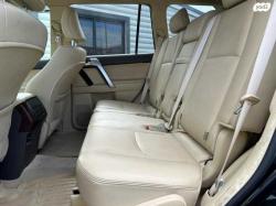 טויוטה לנד קרוזר ארוך 4X4 VX אוט' דיזל 7 מק' 2.8 (177 כ"ס) דיזל 201