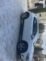 מרצדס GLA GLA200 Urban אוט' 1.6 (156 כ''ס) [2014-2017] בנזין 2016 למכירה בחד