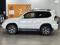 טויוטה לנד קרוזר קצר 4X4 Premium אוט' דיזל 3.0 (173 כ''ס) דיזל 2008 ל
