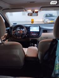 מיצובישי אאוטלנדר Instyle SR אוט' 7 מק' 2.0 (150 כ''ס) בנזין 2015 למכ
