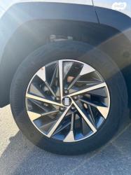 יונדאי טוסון Luxury אוט' 1.6 (180 כ''ס) בנזין 2023 למכירה בתל אביב