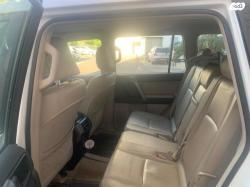 טויוטה לנד קרוזר ארוך 4X4 Luxury 60th אוט' דיזל 7 מק' 3.0 (190 כ''ס) ד