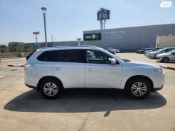 מיצובישי אאוטלנדר Instyle SR אוט' 7 מק' 2.0 (150 כ''ס) בנזין 2015 למכ