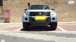 מיצובישי פג'רו ארוך 4X4 Desert אוט' דיזל 7 מק' 3.2 (200 כ"ס) דיזל 200