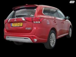 מיצובישי אאוטלנדר PHEV 4X4 Luxury הייבריד אוט' 5 מק' 2.4 (135 כ''ס) ה