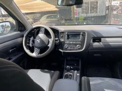 מיצובישי אאוטלנדר Instyle אוט' 7 מק' 2.0 (150 כ"ס) בנזין 2016 למכיר