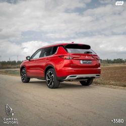 מיצובישי אאוטלנדר Instyle אוט' 7 מק' 2.5 (181 כ"ס) בנזין 2023 למכיר