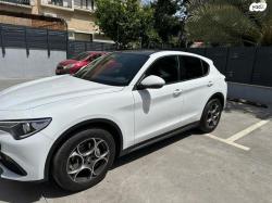 אלפא רומיאו סטלויו 4X2 Sprint אוט' 2.0 (200 כ''ס) בנזין 2023 למכירה 