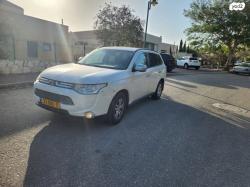 מיצובישי אאוטלנדר Instyle אוט' 7 מק' 2.0 (150 כ"ס) בנזין 2013 למכיר