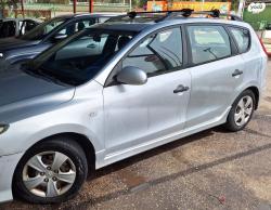 יונדאי i30CW Inspire סטיישן אוט' 1.6 (126 כ''ס) בנזין 2011 למכירה בנת