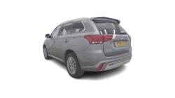 מיצובישי אאוטלנדר PHEV 4X4 Luxury הייבריד אוט' 5 מק' 2.4 (135 כ''ס) ב