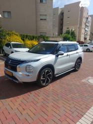 מיצובישי אאוטלנדר Instyle אוט' 7 מק' 2.5 (181 כ"ס) בנזין 2023 למכיר