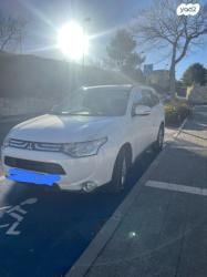 מיצובישי אאוטלנדר Instyle אוט' 7 מק' 2.0 (150 כ"ס) בנזין 2013 למכיר