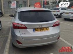 יונדאי i30 Inspire סטיישן אוט' 1.6 (135 כ"ס) בנזין 2016 למכירה ב