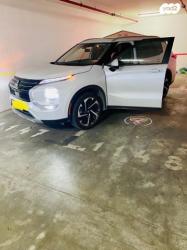מיצובישי אאוטלנדר Instyle אוט' 7 מק' 2.5 (181 כ"ס) בנזין 2021 למכיר