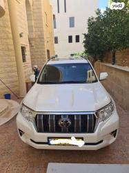 טויוטה לנד קרוזר קצר 4X4 Luxury SWB אוט' 3 דלתות דיזל 2.8 (204 כ''ס) 