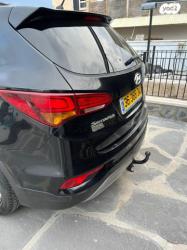 יונדאי סנטה פה 4X4 Supreme אוט' דיזל 7 מק' 2.2 (197 כ"ס) דיזל 2015 למכ