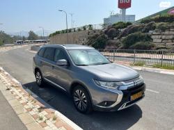 מיצובישי אאוטלנדר Instyle אוט' 7 מק' 2.0 (150 כ"ס) בנזין 2019 למכיר