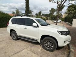 טויוטה לנד קרוזר ארוך 4X4 Limited Sahara אוט' דיזל 7 מק' 2.8 (177 כ''ס)