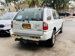 איסוזו רודאו 4X4 LSE אוט' 3.2 (205 כ''ס) בנזין 2004 למכירה ביובלים