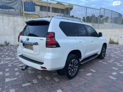 טויוטה לנד קרוזר ארוך Sahara אוט' 7 מק' דיזל 5 דל' 2.8 (204 כ"ס) די