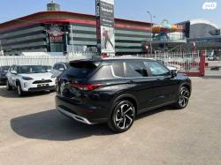 מיצובישי אאוטלנדר Instyle אוט' 7 מק' 2.5 (181 כ"ס) בנזין 2023 למכיר