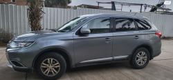 מיצובישי אאוטלנדר Instyle אוט' 7 מק' 2.0 (150 כ"ס) בנזין 2015 למכיר