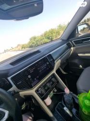 פולקסווגן אטלס 4X4 R Line Sport אוט' 7 מק' 3.6 (276 כ''ס) בנזין 2021 למכ