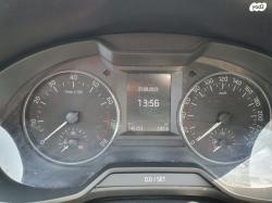 סקודה אוקטביה ספייס Ambition אוט' 1.2 (110 כ''ס) בנזין 2015 למכירה 