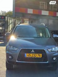 מיצובישי אאוטלנדר 4X4 Comfort אוט' 7 מק' 2.4 (170 כ"ס) [2010-2012] בנזין