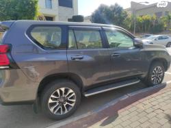 טויוטה לנד קרוזר ארוך 4X4 Select אוט' דיזל 7 מק' 2.8 (177 כ"ס) דיזל