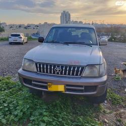 טויוטה לנד קרוזר פרדו קצר 4X4 STD אוט' דיזל 3.0 (125 כ''ס) דיזל 20
