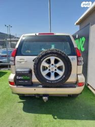 טויוטה לנד קרוזר קצר 4X4 STD אוט' דיזל 3.0 (173 כ''ס) דיזל 2005 למכ