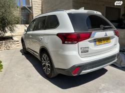 מיצובישי אאוטלנדר Instyle אוט' 7 מק' 2.0 (150 כ"ס) בנזין 2018 למכיר