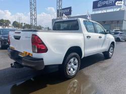 טויוטה היילקס 4X4 4X4 Active דאבל קבינה אוט' דיזל 2.4 (150 כ"ס) דיז