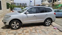 יונדאי סנטה פה 4X4 Luxury אוט' בנזין 7 מק' 2.3 (174 כ''ס) בנזין 2012 ל