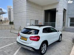 מרצדס GLA GLA200 Urban אוט' 1.6 (156 כ''ס) [2014-2017] בנזין 2014 למכירה באש