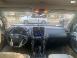 טויוטה לנד קרוזר ארוך 4X4 Luxury 60th אוט' דיזל 7 מק' 3.0 (190 כ''ס) ד