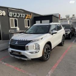 מיצובישי אאוטלנדר Instyle אוט' 7 מק' 2.5 (181 כ"ס) בנזין 2023 למכיר